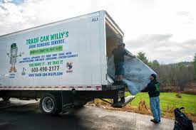 Best Retail Junk Removal  in New Holstein, WI